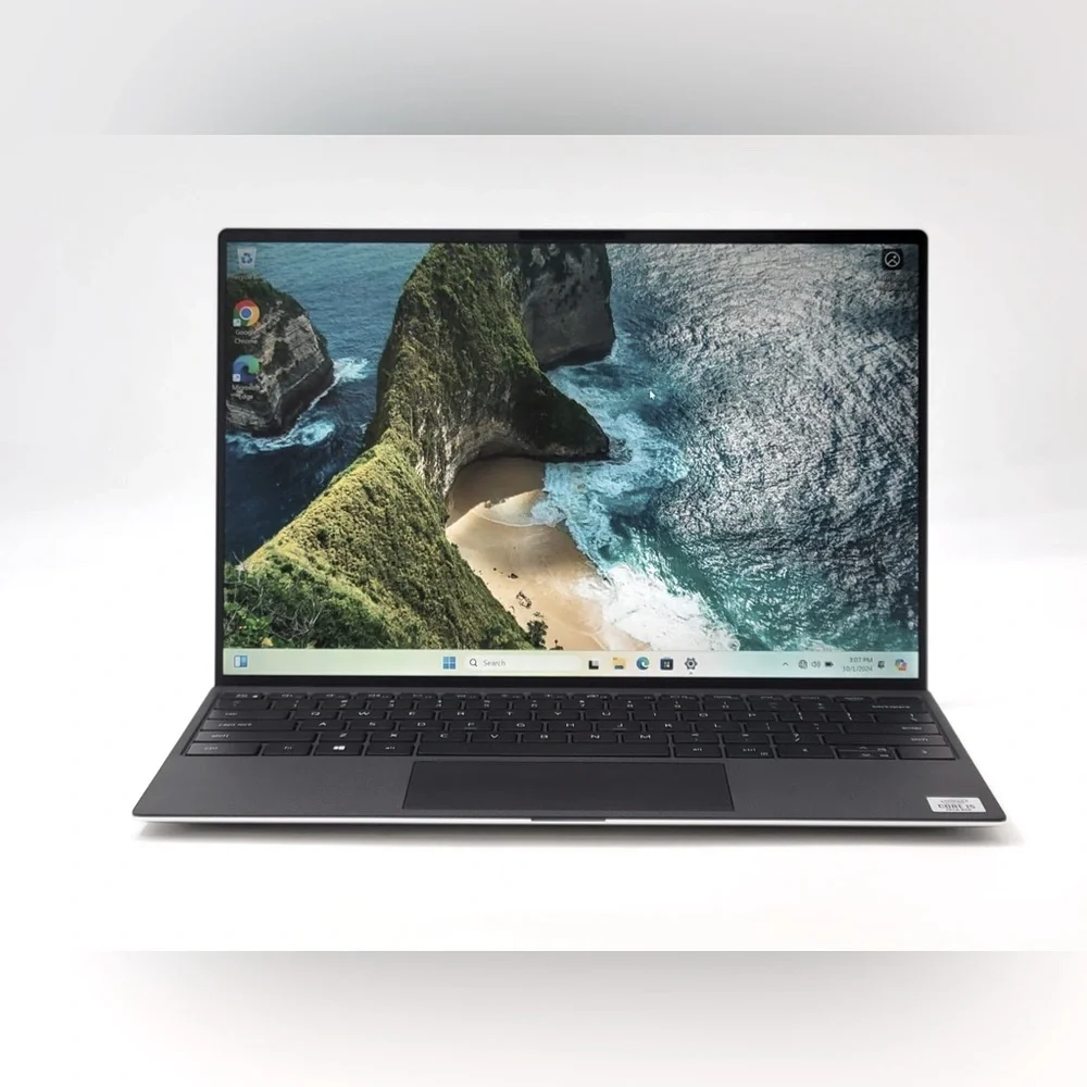 Dell XPS 9300 Laptop FHD, Intel Core i5-10th Gen, 256 GB NVme 8GB Ram Windows 11
